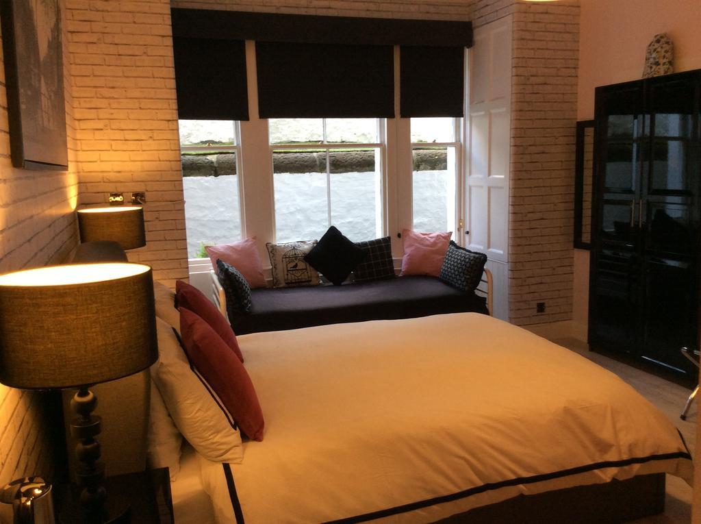 Ramsay'S Bed & Breakfast Единбург Екстериор снимка