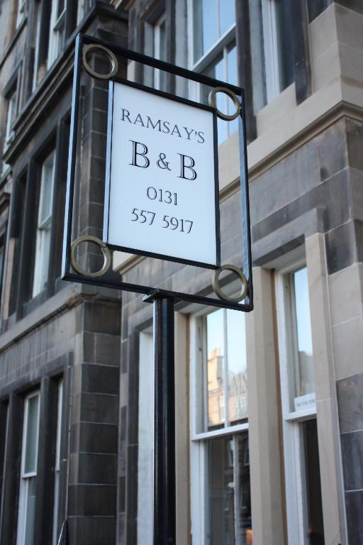 Ramsay'S Bed & Breakfast Единбург Екстериор снимка